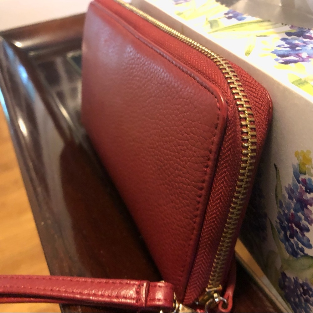 Kenneth Cole deep red wristlet measures 4x8 - Picture 3 of 9